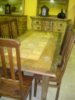 Mesa Rectangular, com tijolo, em Cedro e Canela